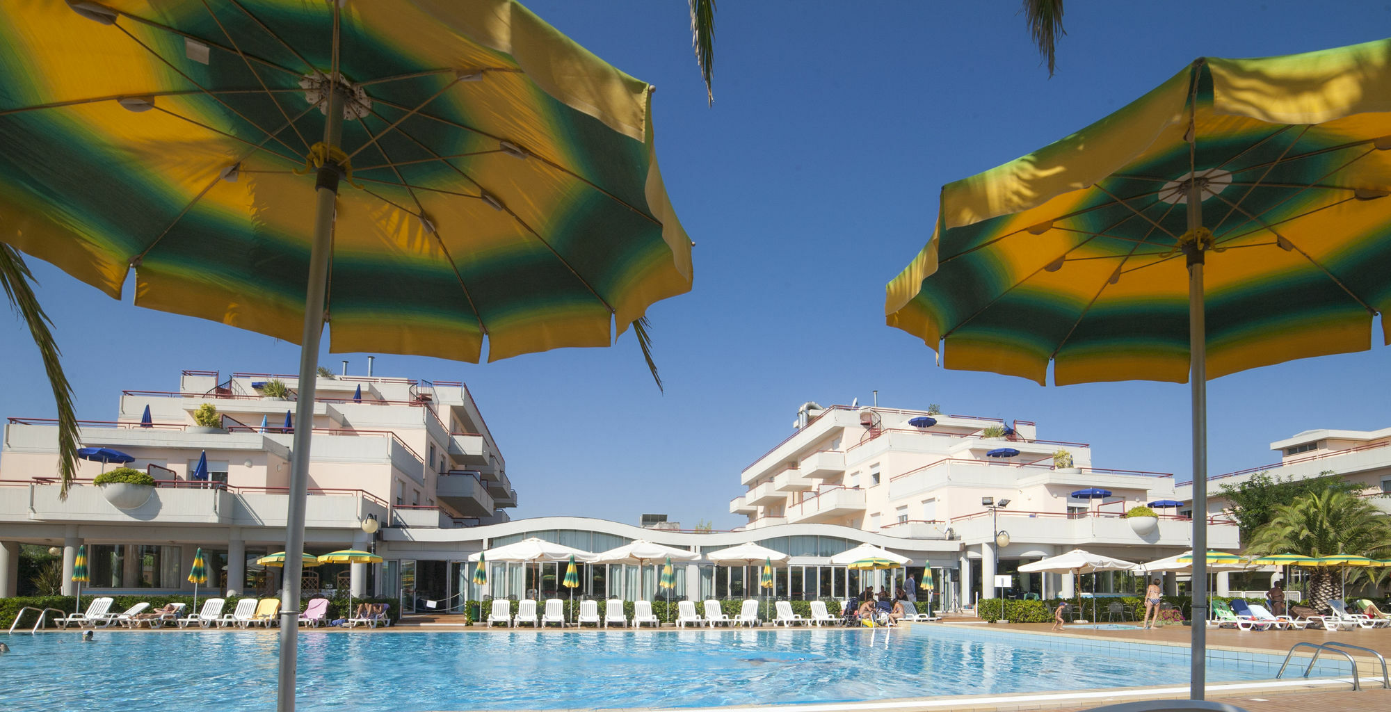 Ihr Residence Hotel Le Terrazze Гроттамаре Экстерьер фото