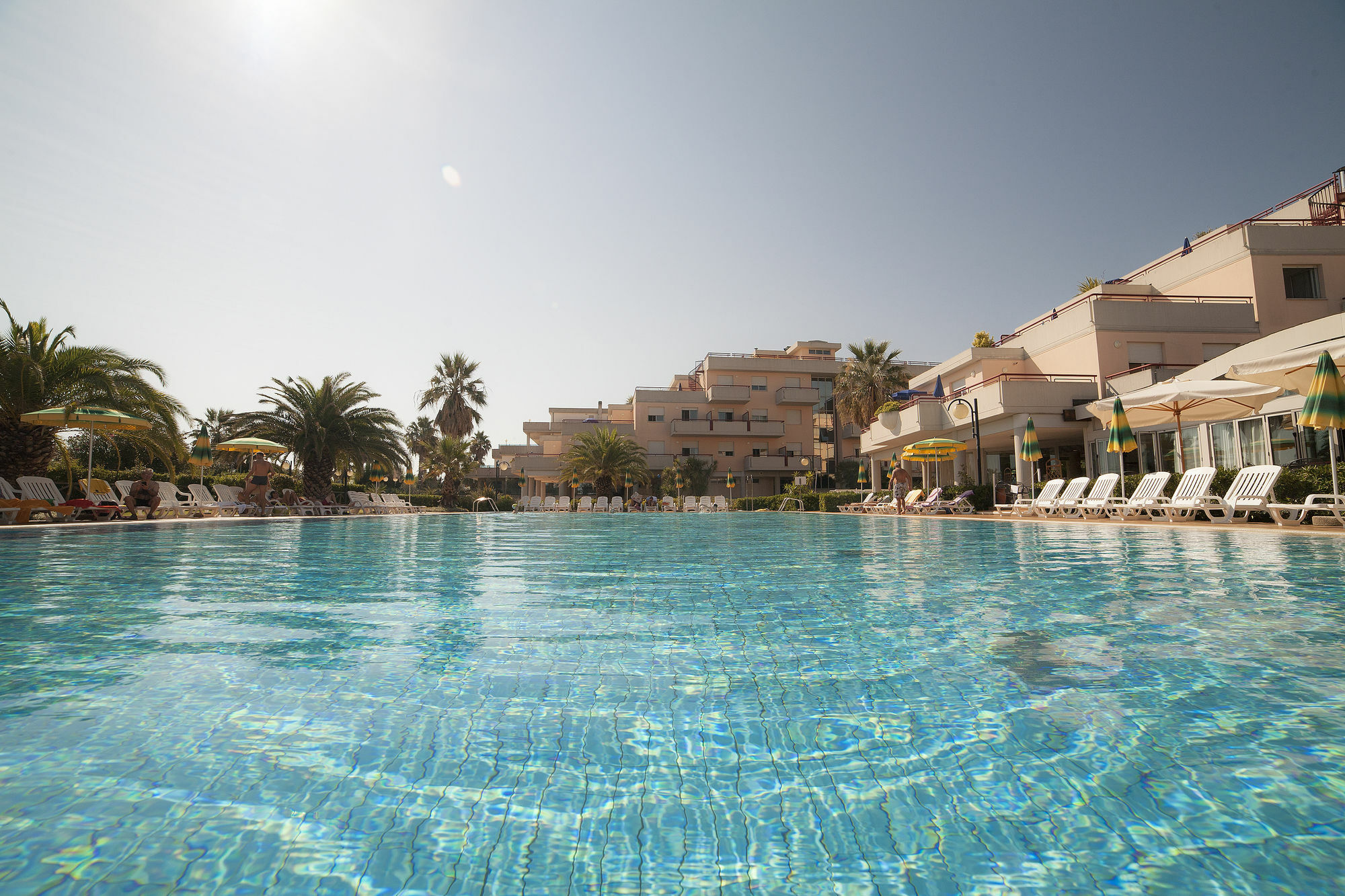 Ihr Residence Hotel Le Terrazze Гроттамаре Экстерьер фото