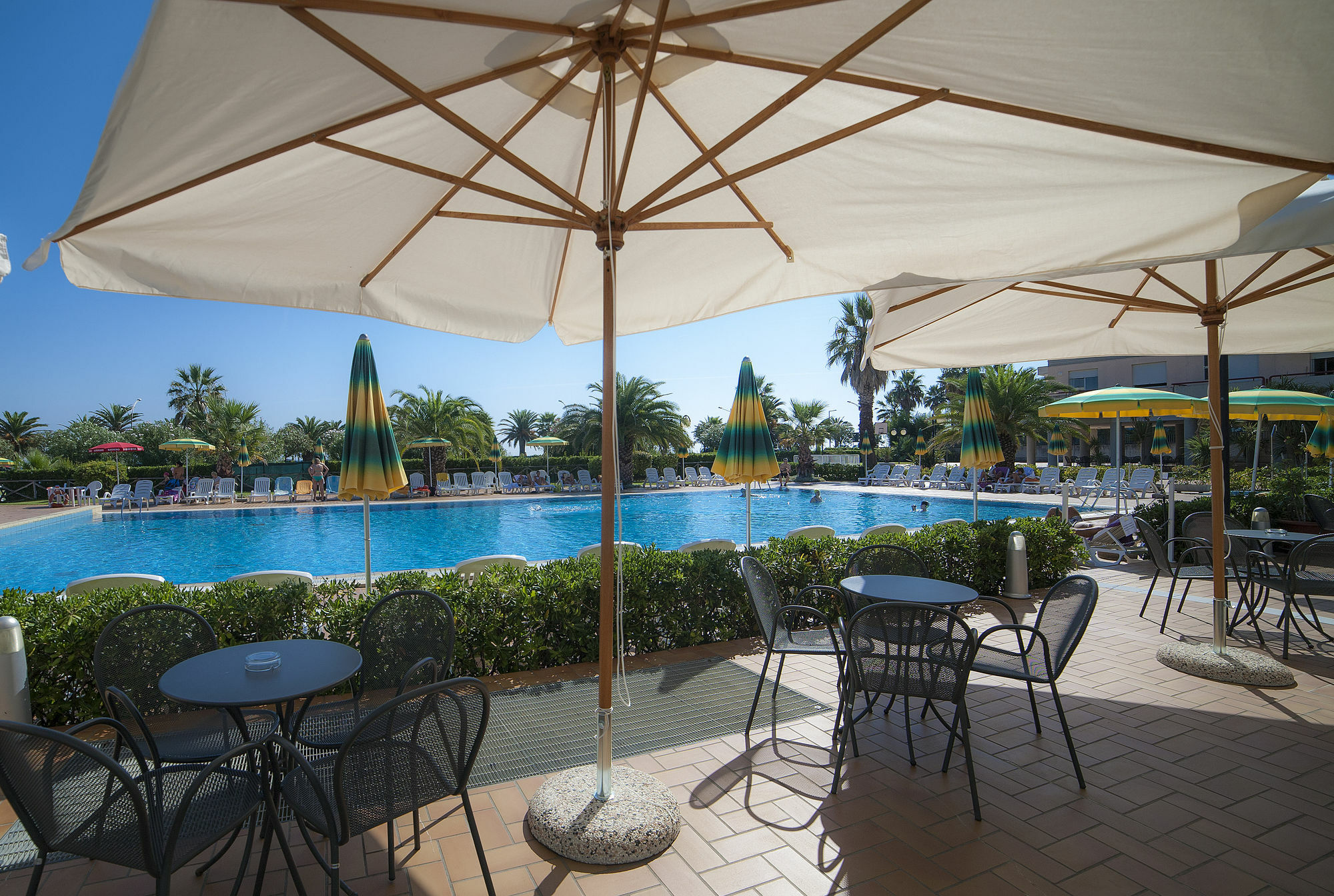 Ihr Residence Hotel Le Terrazze Гроттамаре Экстерьер фото